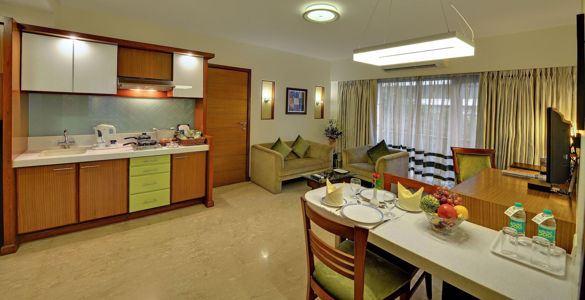 Grand Residency Hotel & Serviced Apartments Bombay Eksteriør billede