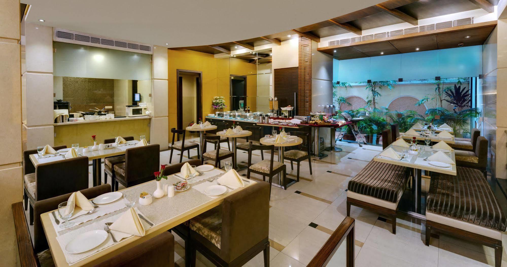 Grand Residency Hotel & Serviced Apartments Bombay Eksteriør billede